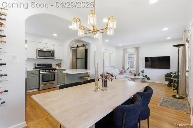 2304 E 4th Street, Royal Oak, MI 48067