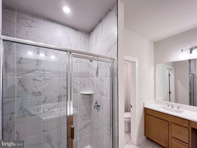 20285 NEWFOUNDLAND SQ, Ashburn, VA 20147