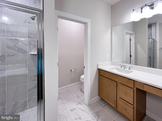 20285 NEWFOUNDLAND SQ, Ashburn, VA 20147