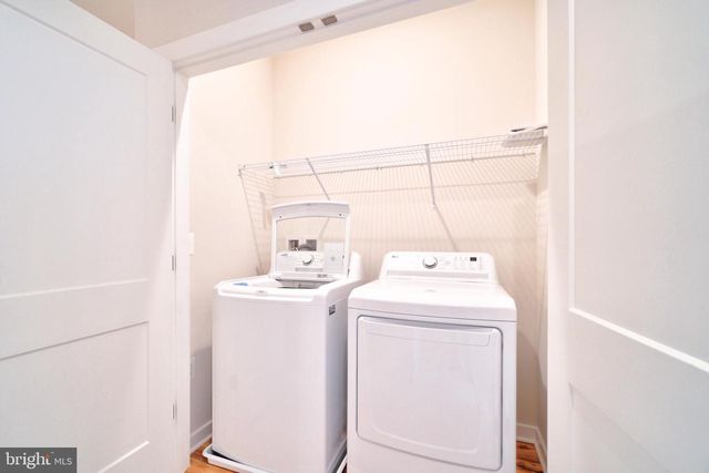 20285 NEWFOUNDLAND SQ, Ashburn, VA 20147