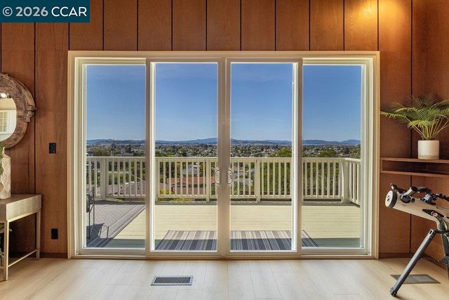 687 Sonoma Street, Richmond, CA 94805