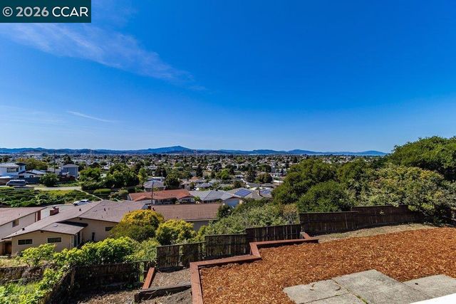 687 Sonoma Street, Richmond, CA 94805
