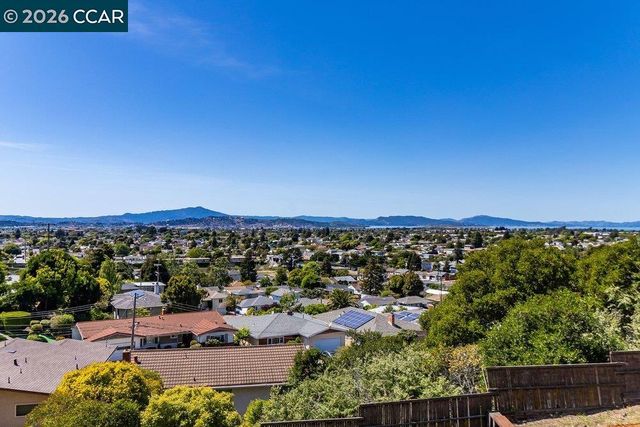 687 Sonoma Street, Richmond, CA 94805