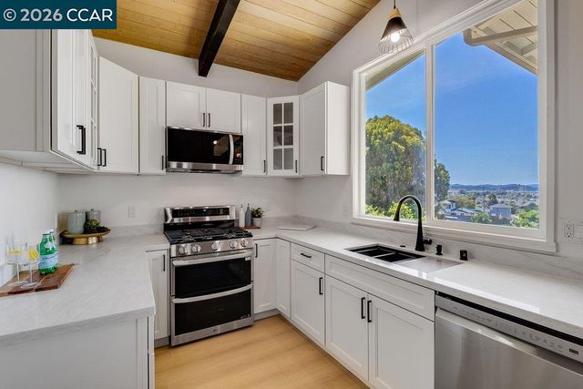 687 Sonoma Street, Richmond, CA 94805