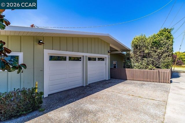 687 Sonoma Street, Richmond, CA 94805