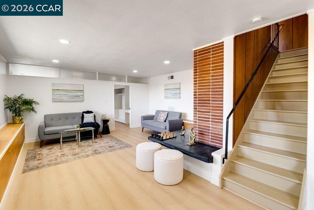 687 Sonoma Street, Richmond, CA 94805