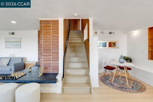 687 Sonoma Street, Richmond, CA 94805