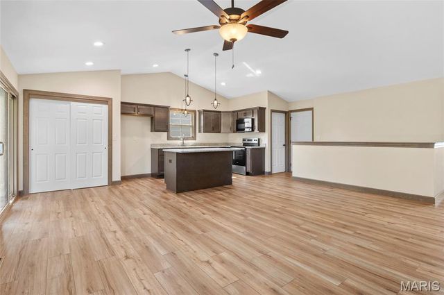 2829 Beth Ann Court, Pontoon Beach, IL 62040