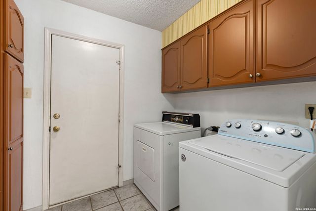 2011 Perennial Dr, San Antonio, TX 78232