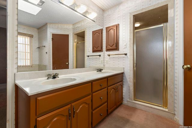 2011 Perennial Dr, San Antonio, TX 78232