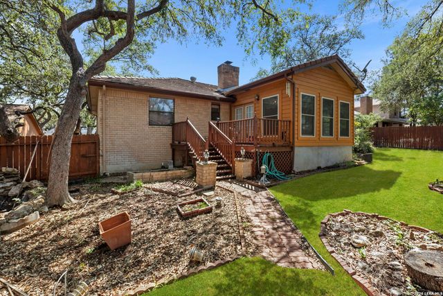 2011 Perennial Dr, San Antonio, TX 78232