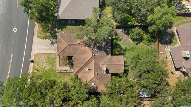 2011 Perennial Dr, San Antonio, TX 78232
