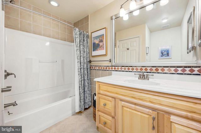 710 HARBOUR CV, Somers Point, NJ 08244