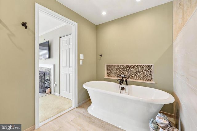 710 HARBOUR CV, Somers Point, NJ 08244