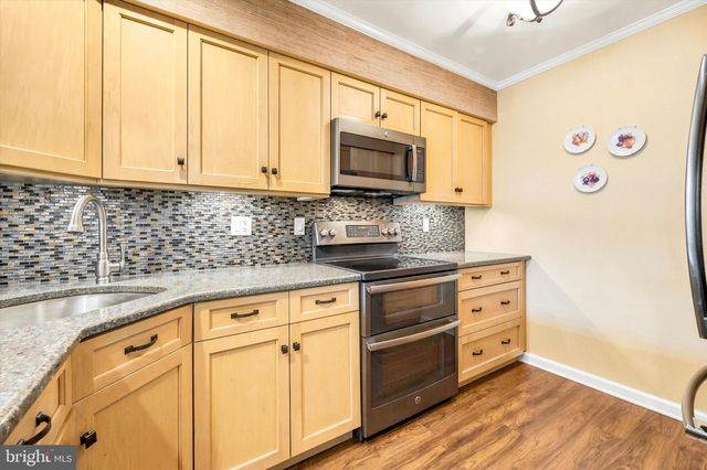 710 HARBOUR CV, Somers Point, NJ 08244