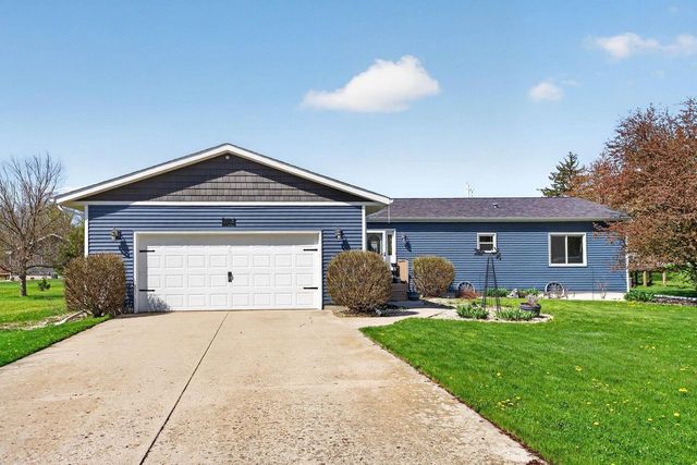 688 Bliven Road, Edgerton, WI 53534