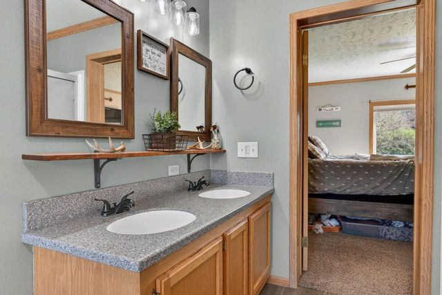 688 Bliven Road, Edgerton, WI 53534