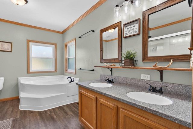 688 Bliven Road, Edgerton, WI 53534