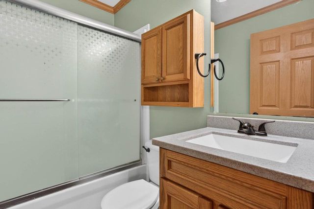 688 Bliven Road, Edgerton, WI 53534