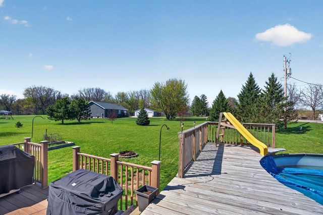 688 Bliven Road, Edgerton, WI 53534