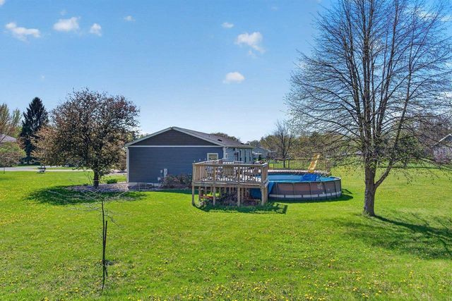 688 Bliven Road, Edgerton, WI 53534