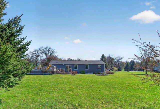 688 Bliven Road, Edgerton, WI 53534