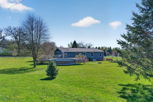 688 Bliven Road, Edgerton, WI 53534
