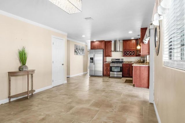789 Green Valley Road, Watsonville, CA 95076