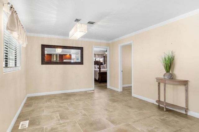 789 Green Valley Road, Watsonville, CA 95076