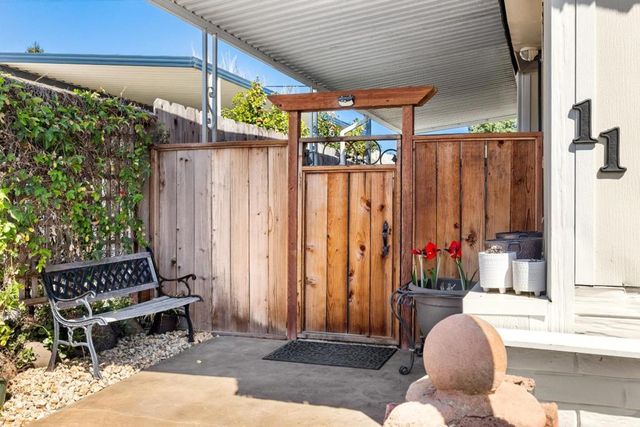 789 Green Valley Road, Watsonville, CA 95076