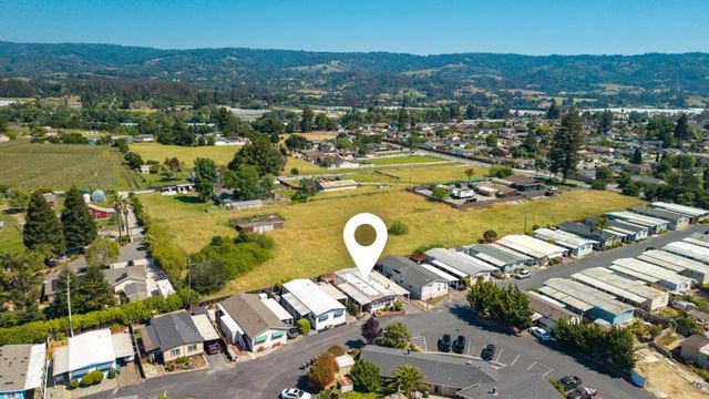 789 Green Valley Road, Watsonville, CA 95076