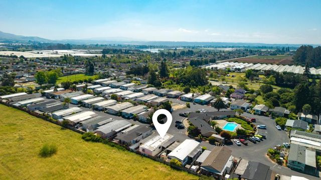 789 Green Valley Road, Watsonville, CA 95076