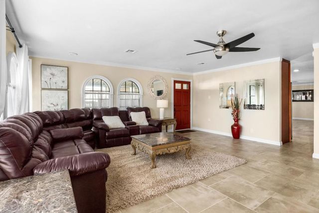 789 Green Valley Road, Watsonville, CA 95076