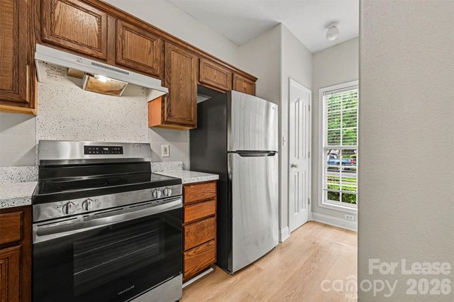 4413 Eaves Lane, Charlotte, NC 28215
