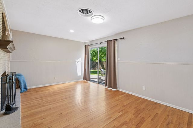 3605 Jeanette Drive, Fort Worth, TX 76109