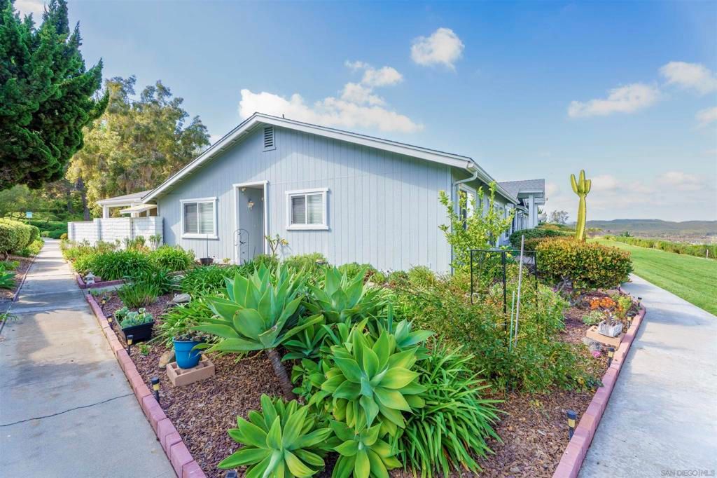 Image 23 of property listing at 4382 Dowitcher Way, Oceanside, CA 92057