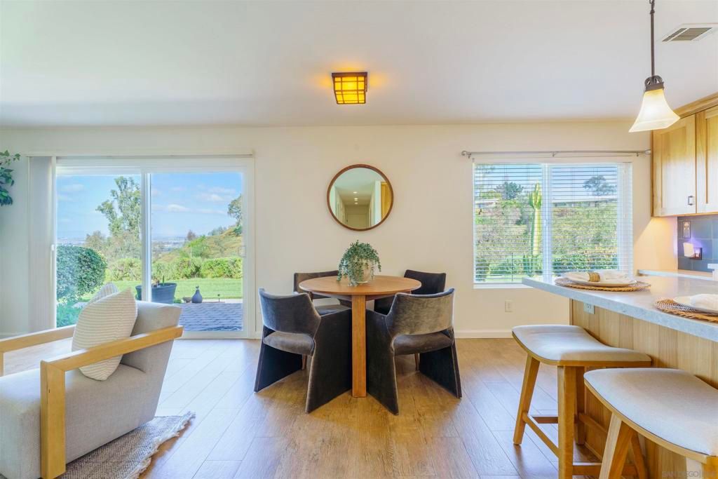 Image 6 of property listing at 4382 Dowitcher Way, Oceanside, CA 92057