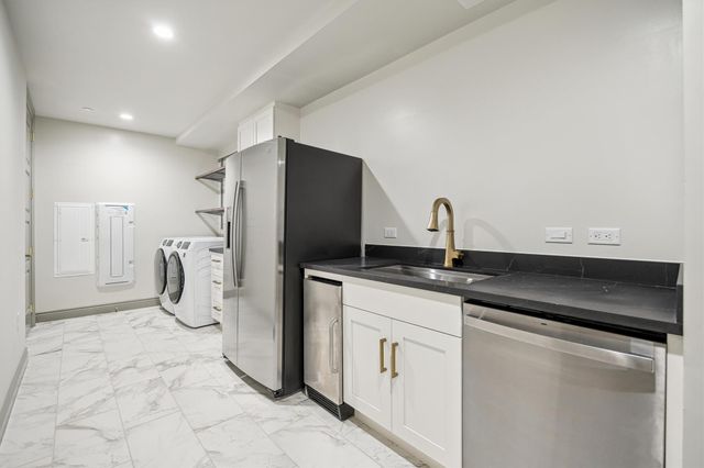 1717 Bissonnet Street 1106, Houston, TX 77005