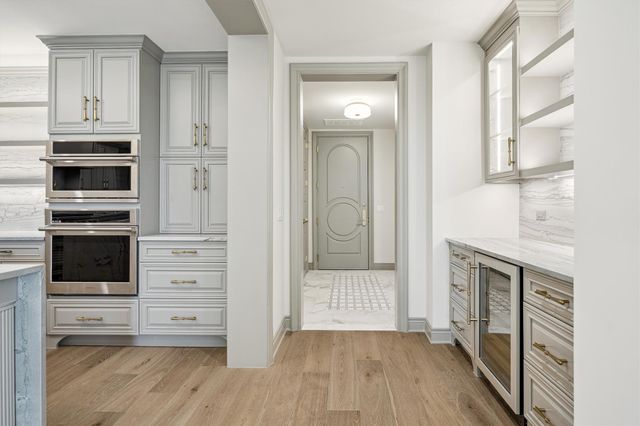 1717 Bissonnet Street 1106, Houston, TX 77005