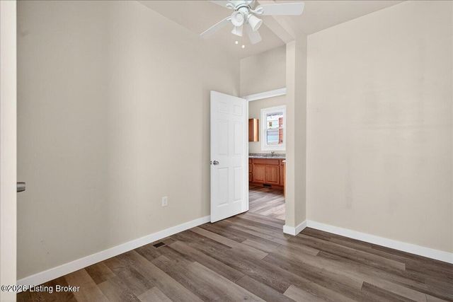 4021 Sunset Ave, Louisville, KY 40211