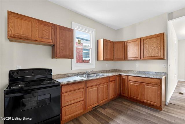 4021 Sunset Ave, Louisville, KY 40211