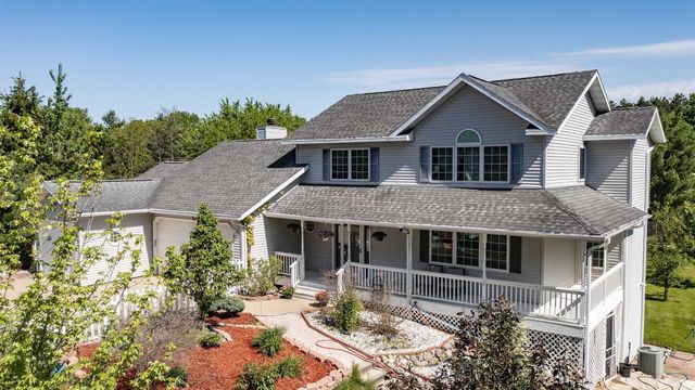 E2474 E OLD MILL, Waupaca, WI 54981