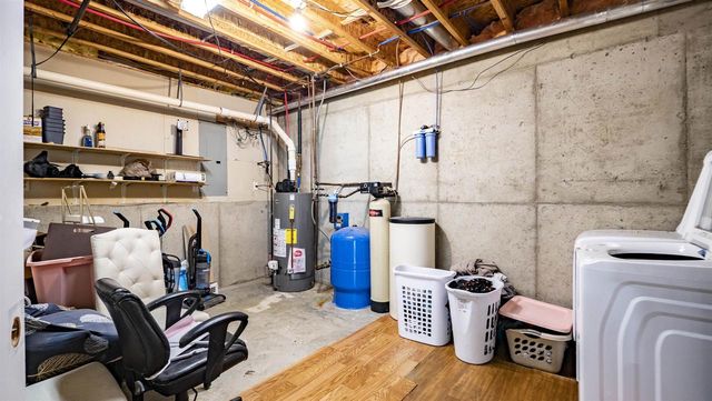 E2474 E OLD MILL, Waupaca, WI 54981
