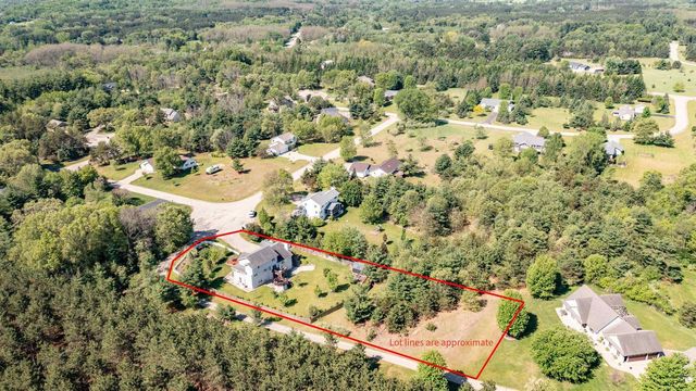 E2474 E OLD MILL, Waupaca, WI 54981