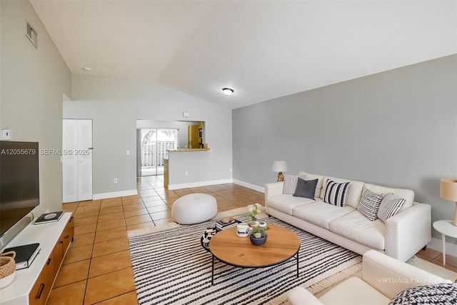 10352 SW 208th Lane, Cutler Bay, FL 33189