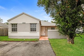 10352 SW 208th Lane, Cutler Bay, FL 33189