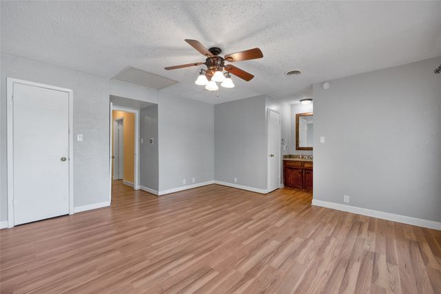 222 Gwendola Drive, Mckinney, TX 75071