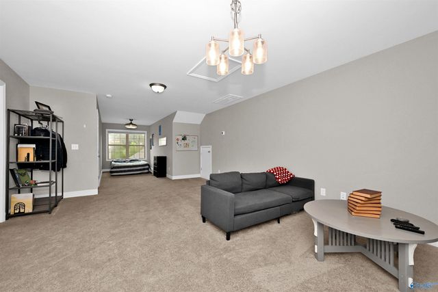 2063 Austin Drive NE, Cullman, AL 35058