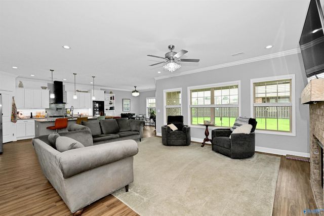 2063 Austin Drive NE, Cullman, AL 35058