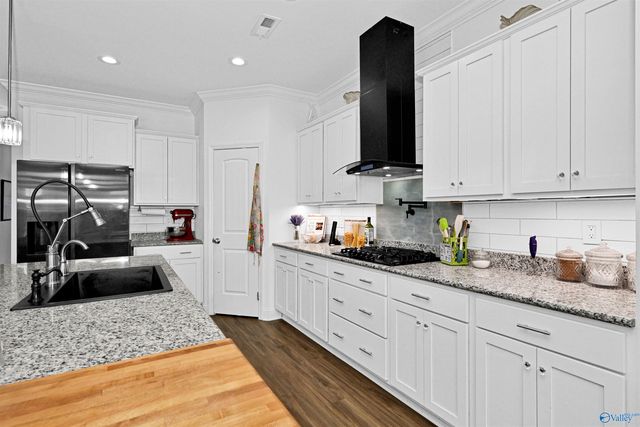 2063 Austin Drive NE, Cullman, AL 35058